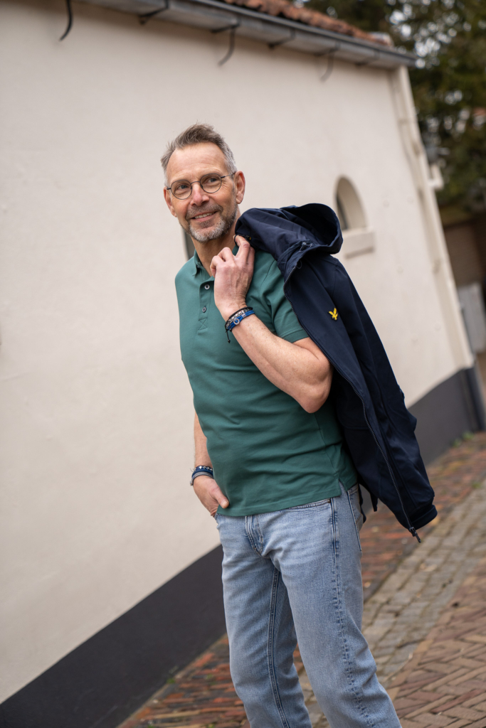 katoenen polo in groen Lyle & Scott, verkrijgbaar vanaf maat S t/m XXL, herenjeans G-STAR
